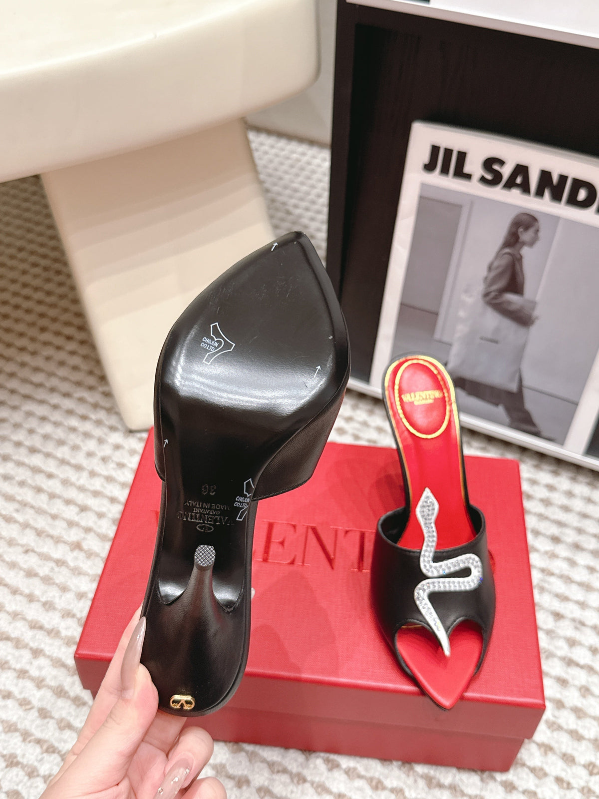 Valentino 26 Pointed Toe Rhinestone Buckle Sandals 10cm Black in Cowhide 813049