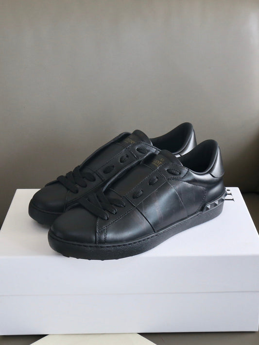 VT Open Sneaker Full Black Calfskin