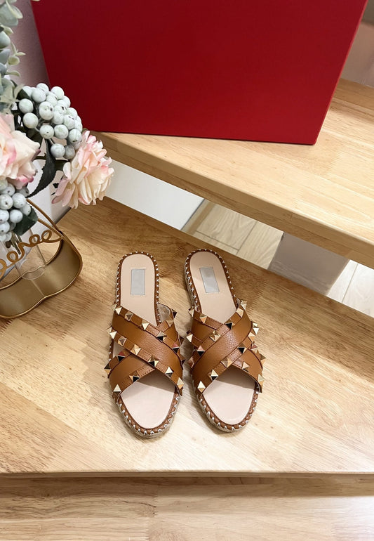 Rockstud Crisscross Espadrilles 20mm Sandal Wedges Tan