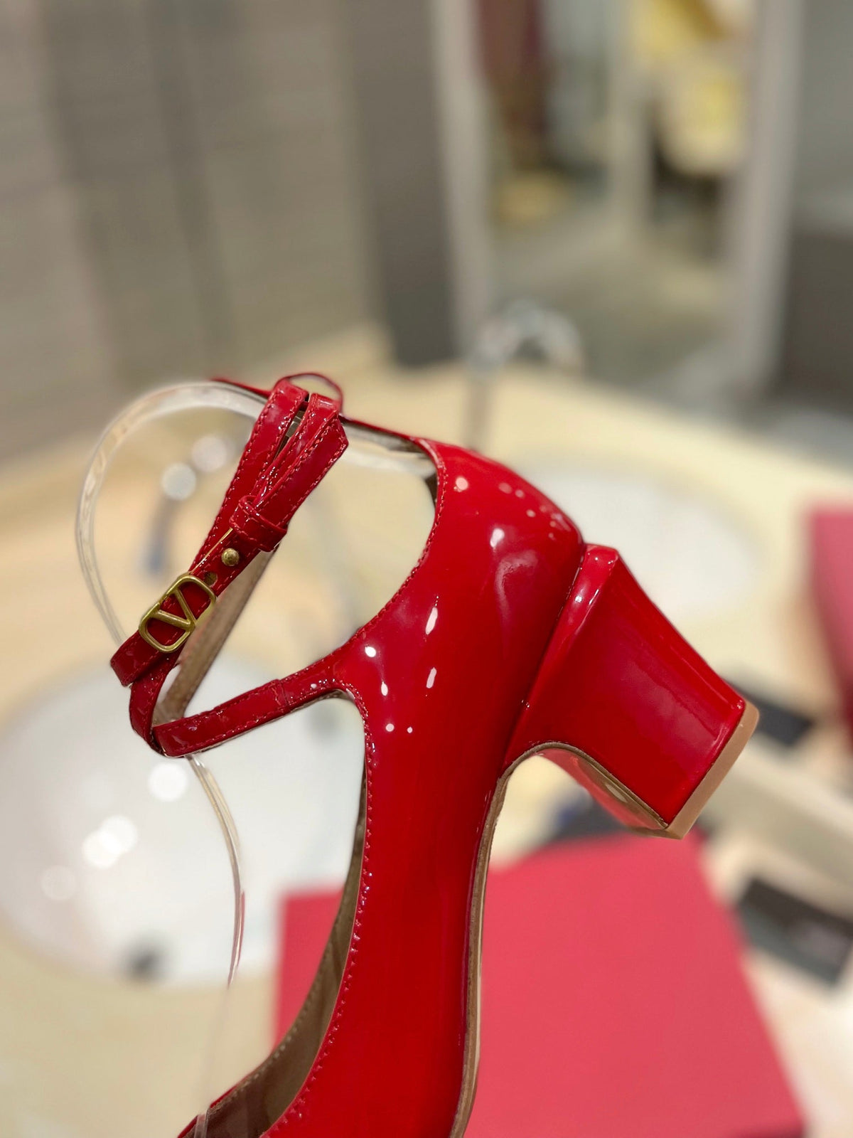 VT 26s VLogo Block Heels Red Patent Leather 985376