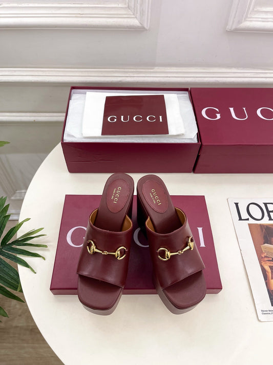 GC Wedge With Horsebit Sandal Burgundy Leather 640270