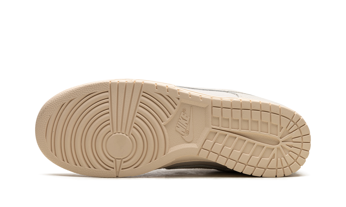Dunk Low "Light Orewood Brown" DZ2538 100
