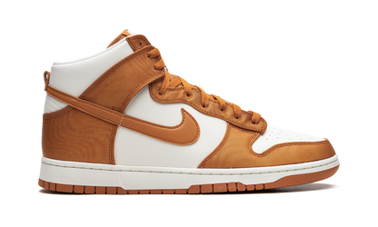 Dunk High "Monarch" DV7223 800