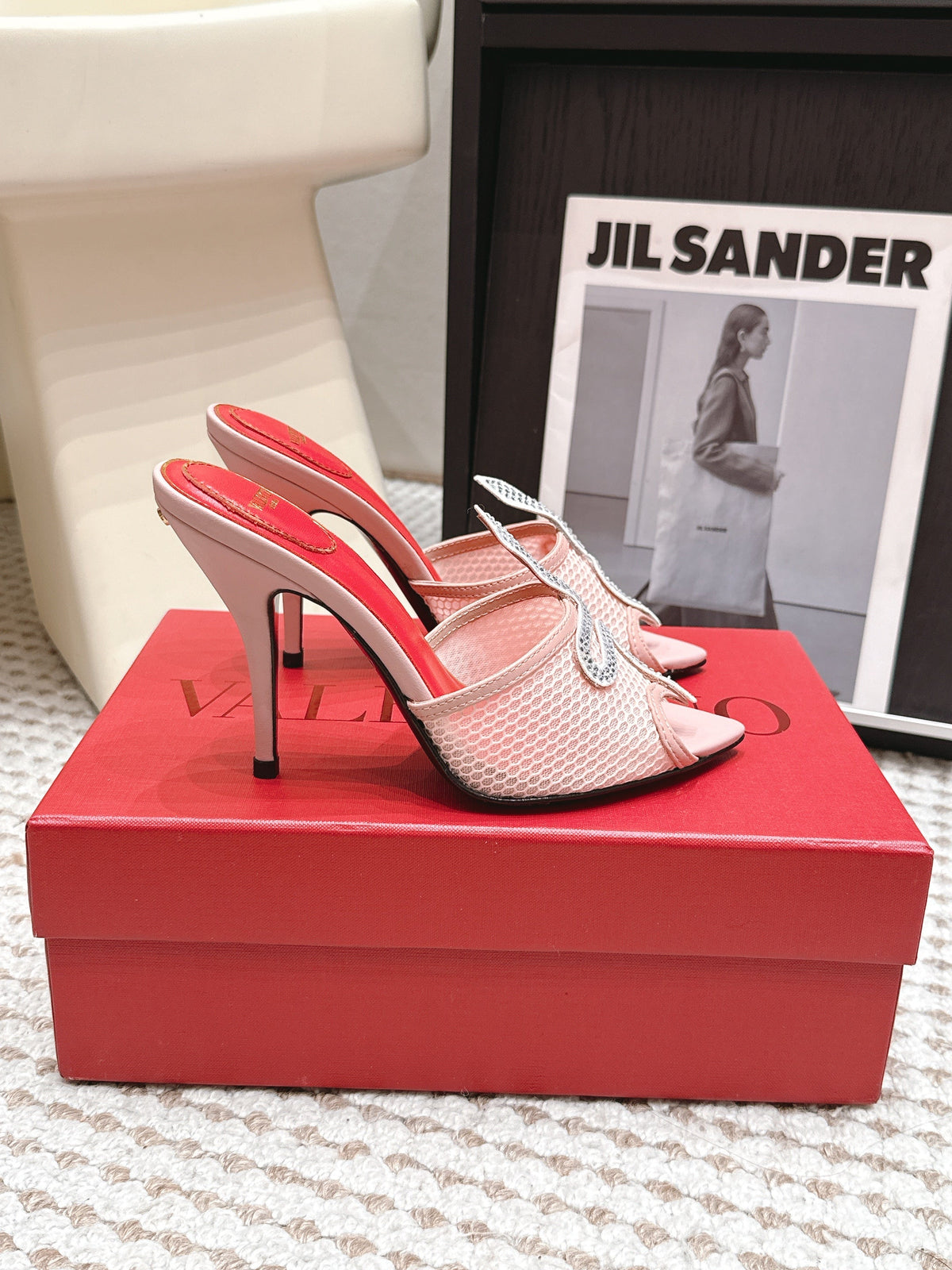 Valentino 26 Pointed Toe Rhinestone Buckle Sandals 10cm Light Pink in Mesh 813050