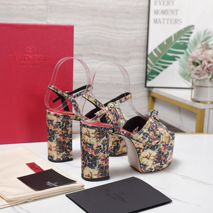 VLTN Crasher Platform Sandals Beige Multicolor Fabric 913109