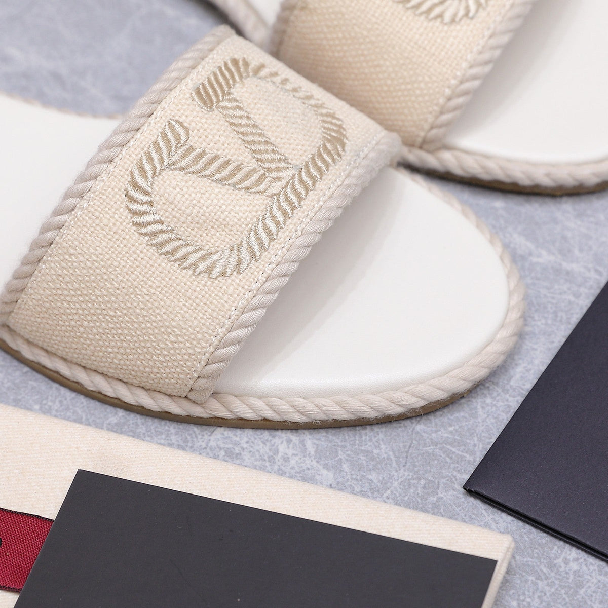 VLTN VLogo Torchon Flat Slides Cream Leather 913083
