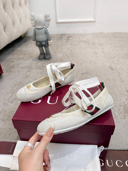 GG Lace-Up Ballet Flats White Canvas Suede 929236