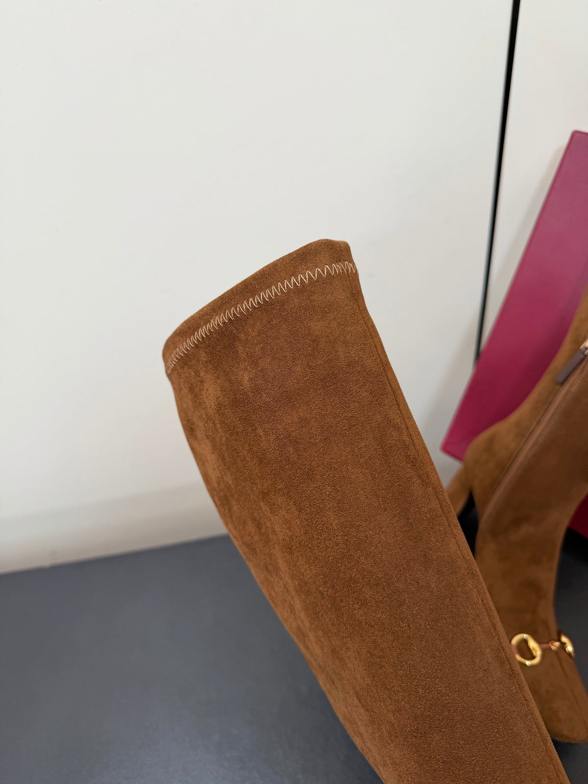 GG Signora Horsebit Knee-High Boots 8.5CM Brown Suede 984463