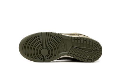 Dunk Low "Medium Olive Summit White" IO4550 200