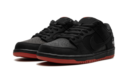 SB Dunk Low TRD QS "Black Pigeon" 883232 008