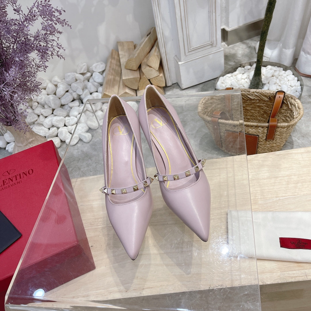 VT Rockstud Pumps Pink Sheepskin Leather