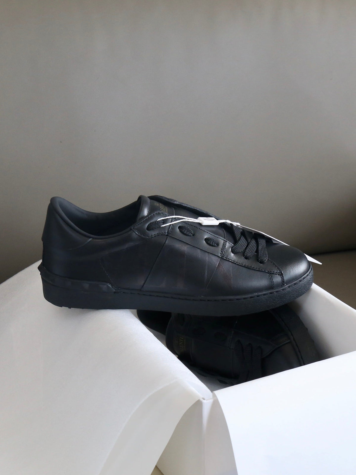 VT Open Sneaker Full Black Calfskin