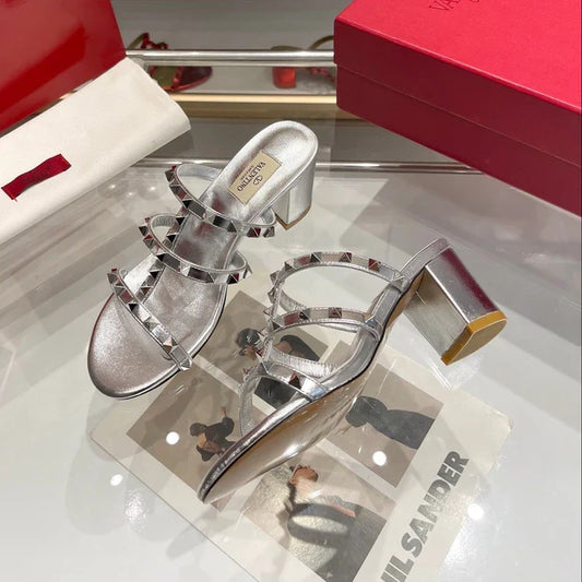 VT 26s Garavani Rockstud Slide Sandal Silver Cowhide 175602