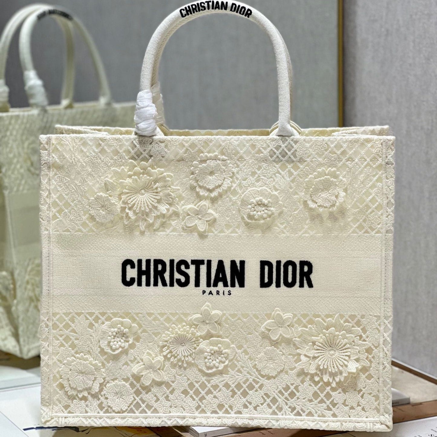CD Fish Shreds White Book Tote 42cm Bag Canvas 336594