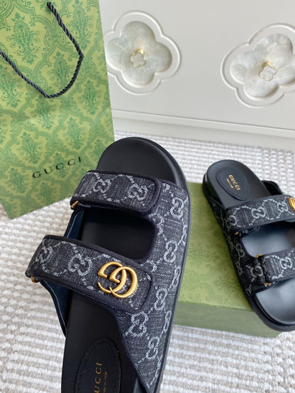 GC sandal with Double G Black Canvas Sheepskin 291017