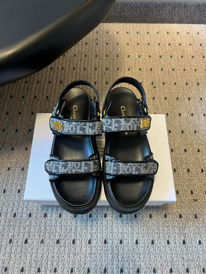 CD 26 Platform Sandals Black Blue Sheepskin Embroidered Fabric 621795