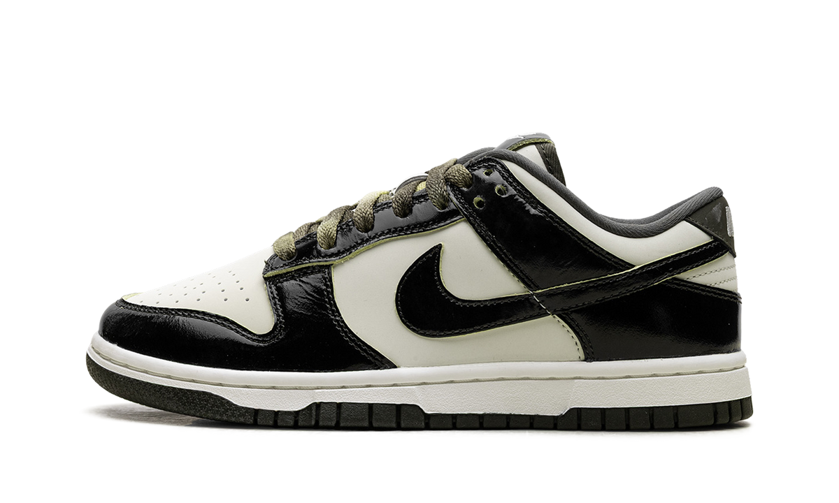 Dunk Low SE WMNS "Panda-Monium Pack - Olive" HQ1918 001