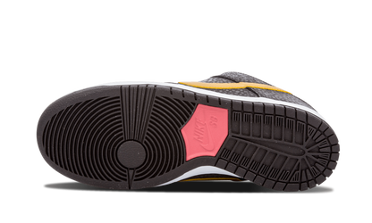 SB Dunk Low Premium QS "Walk Of Fame" 504750 076