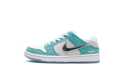 SB Dunk Low Pro QS PS "April Skateboards" FZ6106 300