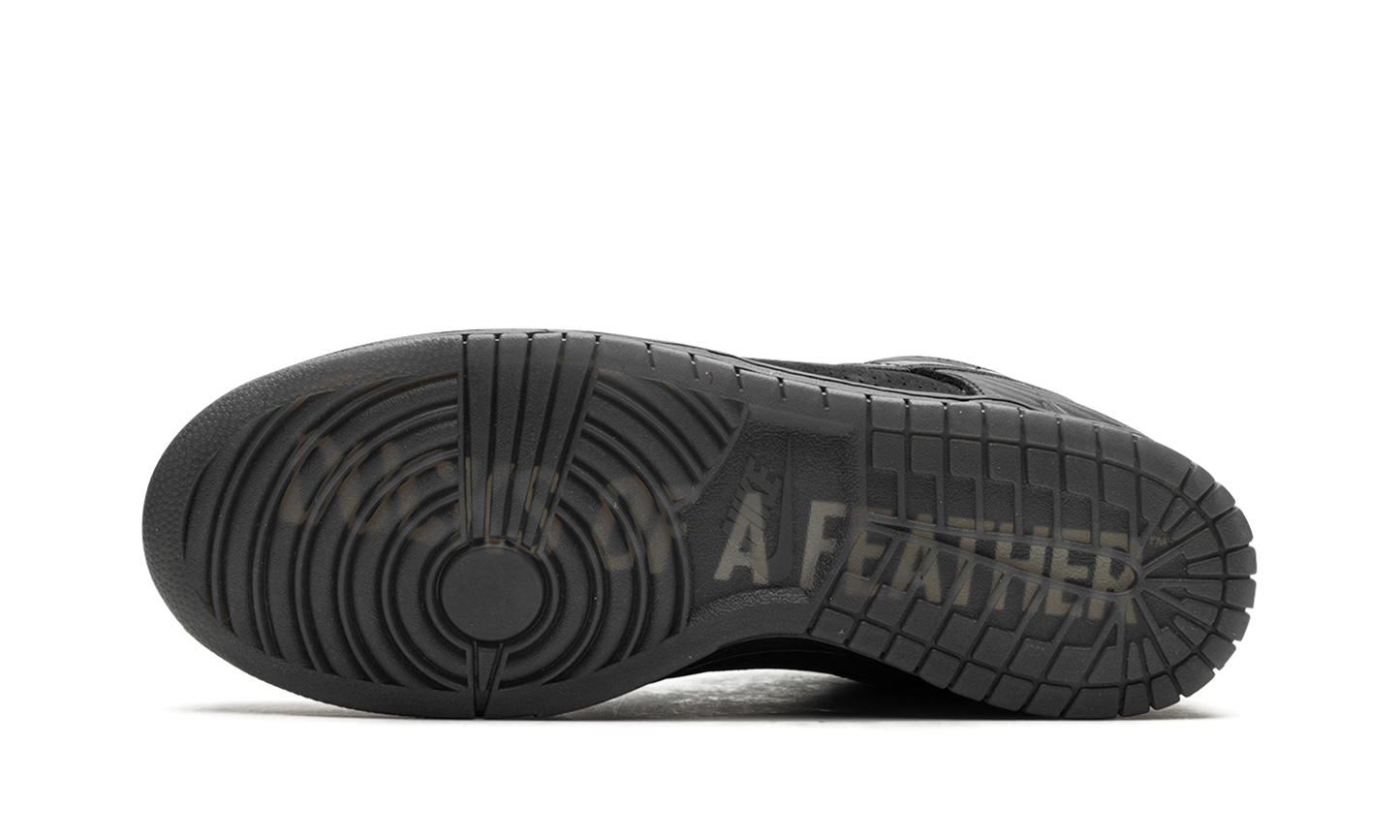 Dunk Low Black "Division Street - What The Duck Alternate" HV1470 001