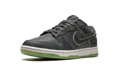 Dunk Low Retro PRM "Halloween 2022" DQ7681 001