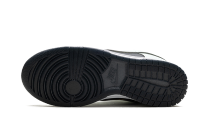 Dunk Low "Dark Smoke Grey / Barely Green" FZ1670 001