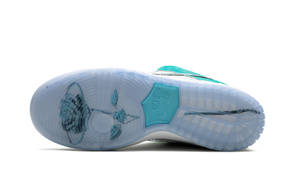 SB Dunk Low Pro QS "April Skateboards" FD2562 400