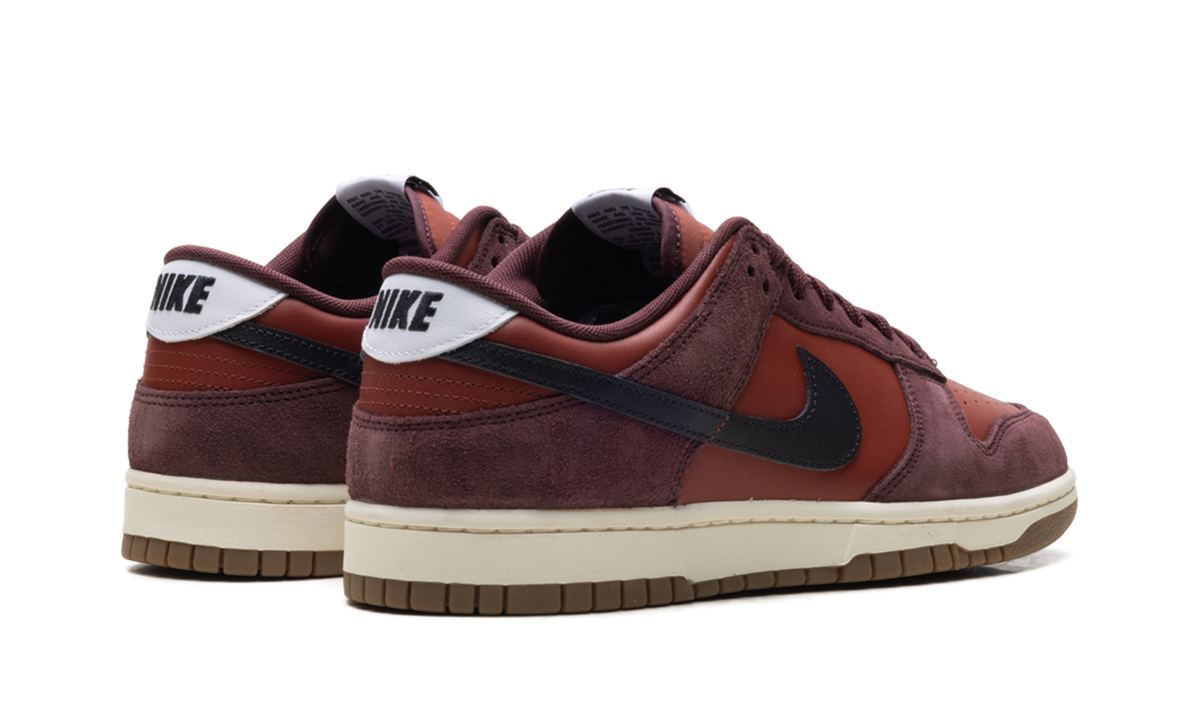 Dunk Low Retro SE "Mars Stone" IB6399 600