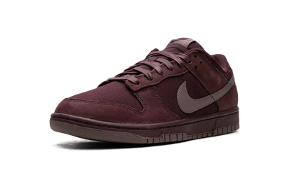 Dunk Low "Burgundy Crush" FB8895 600