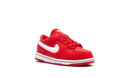 Dunk Low TD "Valentine's Day Solemates" FZ3551 612