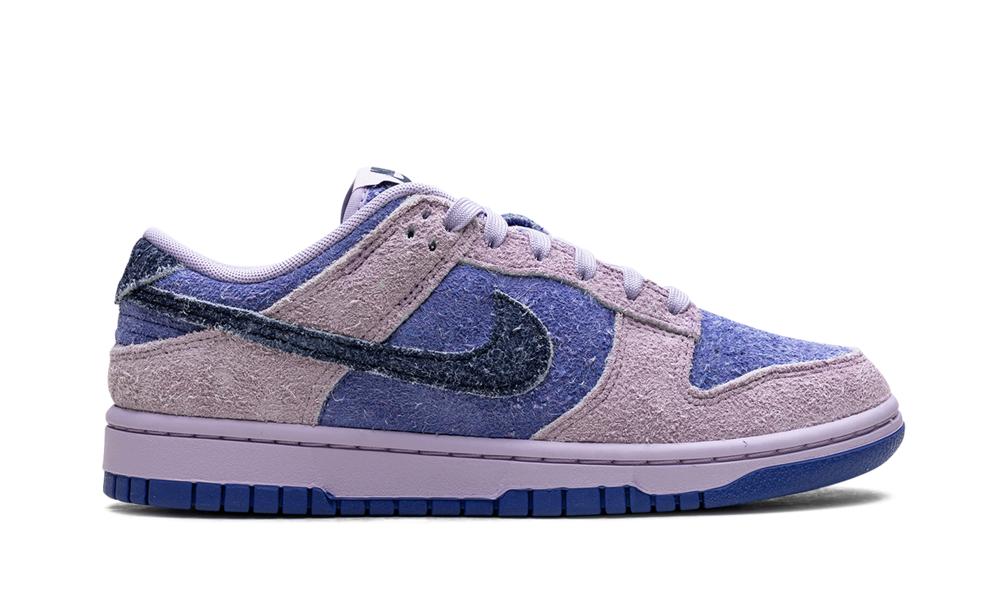 Dunk Low SE WMNS "Hydrangeas" HQ3431 515