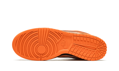 SB Dunk Low "Concepts - Orange Lobster" FD8776 800