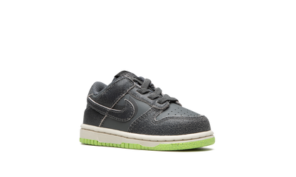 Dunk Low SE "Halloween - Cauldron TD" DQ6217 001