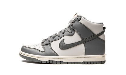 Dunk High SE (GS) "Grey/Sail" DM1028 001
