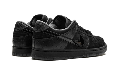 Dunk Low Black "Division Street - What The Duck Alternate" HV1470 001