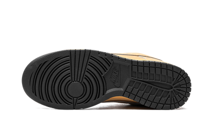 Dunk Low Retro SE "Wheat Gum" HQ1932 700