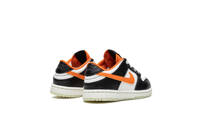 Dunk Low PRM TD "Halloween" DM0717 100