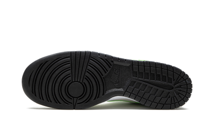 Dunk Low UO P "Oregon" FQ7260 001