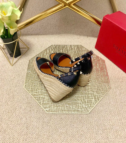VLogo Rockstud Espadrille Black Leather
