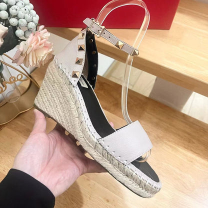 VLogo Rockstud Espadrille Powder Pink Leather