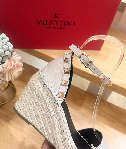VLogo Rockstud Espadrille Powder Pink Leather