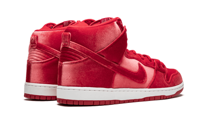 SB Dunk High Premium "Red Velvet" 313171 661