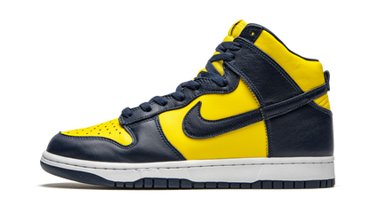 Dunk High SP "Michigan" CZ8149 700