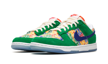 Dunk Low "Foam Finger" DZ5184 300