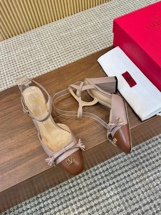 Valentino Garavani Valet Du Roi 80mm Slingback Calfskin 863320