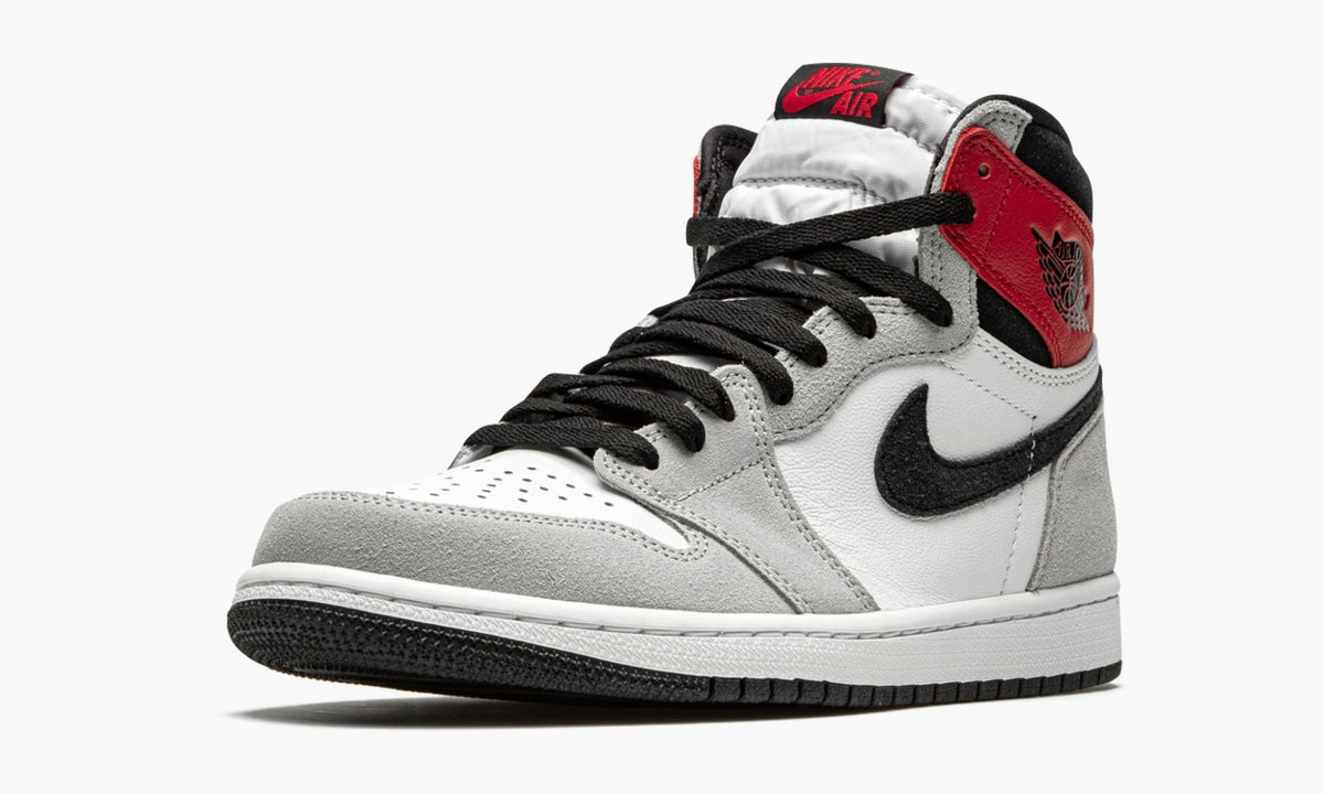 Air Jordan 1 Retro High OG Light Smoke Grey Sneakers - Style Staple