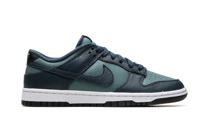 Dunk Low PRM "Armory Navy" DR9705 300