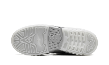 Dunk Genesis Low "RTFKT Ghost (Edition of 8461)" HQ3034 001