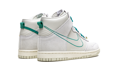 Dunk High SE GS "First Use - Green Noise" DD0733 001
