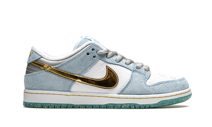 SB Dunk Low "Sean Cliver - Holiday Special" DC9936 100